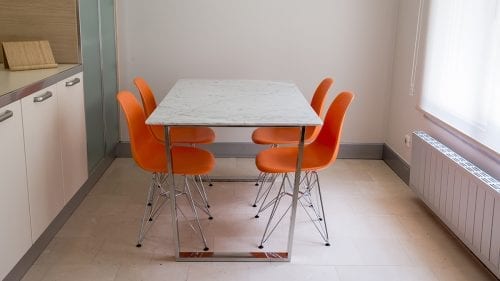 Carrara Table																						 Table															
														